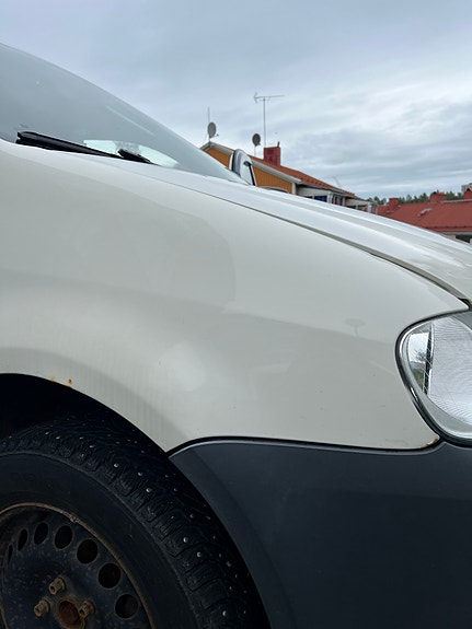 Volkswagen Caddy Maxi 17 of 17