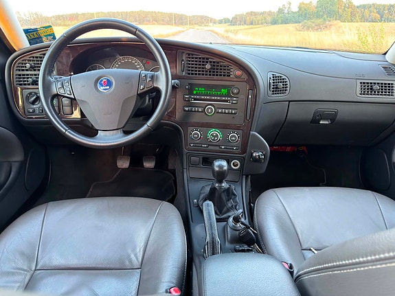Saab 9-5 5 of 6