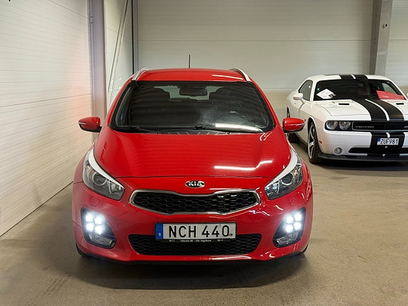 Kia Ceed 2 of 16