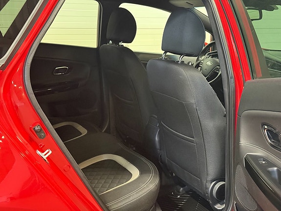 Kia Ceed 12 of 16