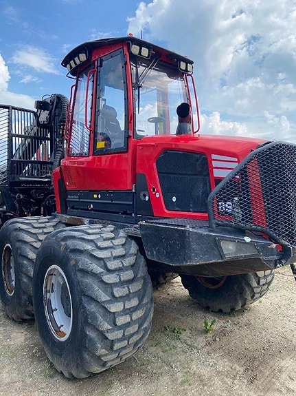 Komatsu 895 4 of 7