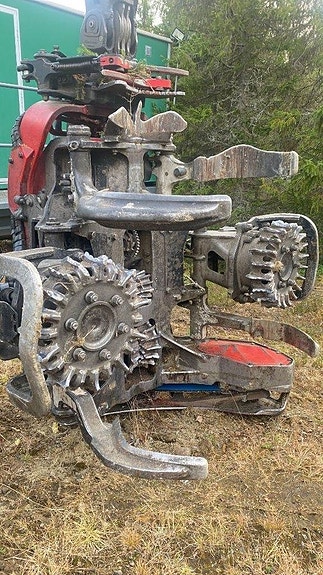 Komatsu 951 5 of 7