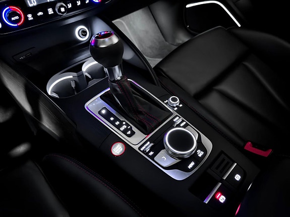 Audi RS3 27 of 30
