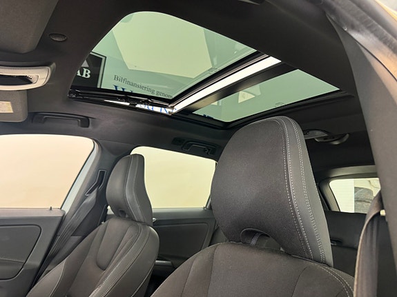 Volvo XC60 14 of 14
