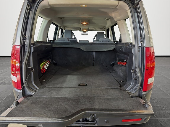 Land Rover Discovery 3 9 of 22
