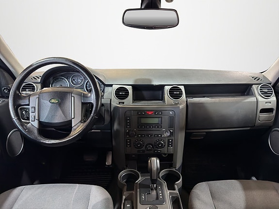 Land Rover Discovery 3 18 of 22