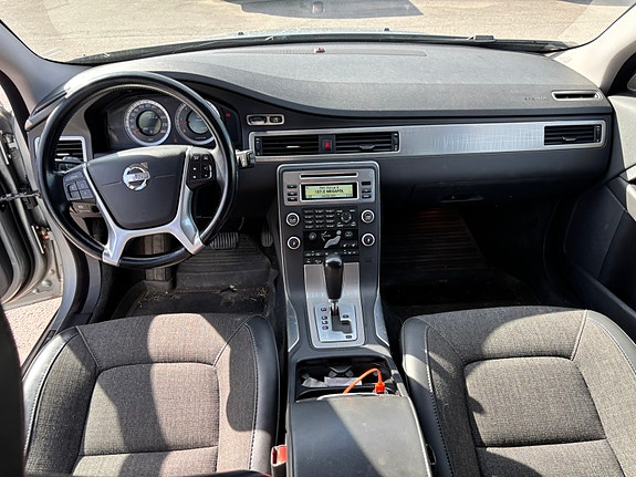 Volvo XC70 5 of 6