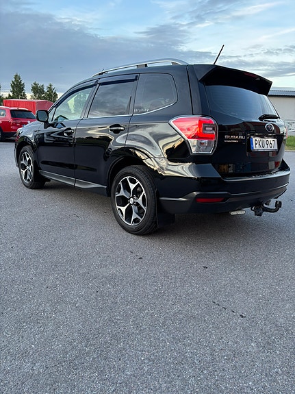 Subaru Forester 5 of 5
