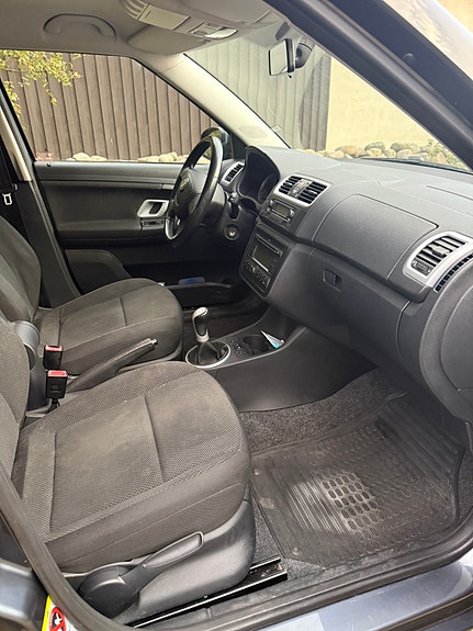 Skoda Fabia 6 of 12