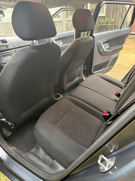 Skoda Fabia 10 of 12