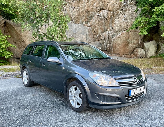 Opel Astra 2 of 8