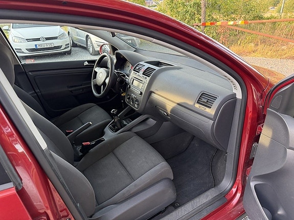 Volkswagen Golf I 11 of 25