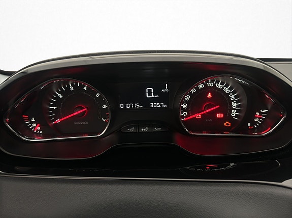 Peugeot 208 17 of 30