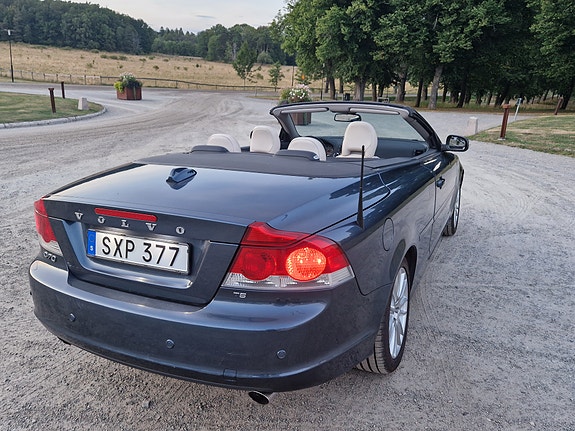 Volvo C70 10 of 14