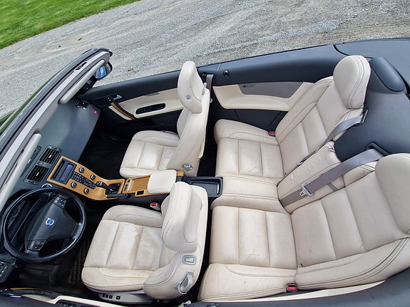Volvo C70 7 of 14