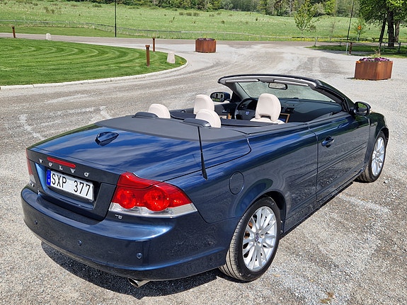 Volvo C70 14 of 14