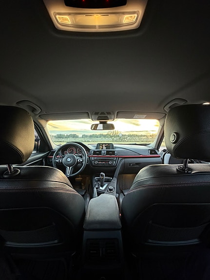 BMW 320d 7 of 9