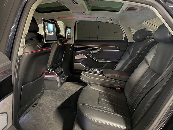 Audi A8 9 of 22