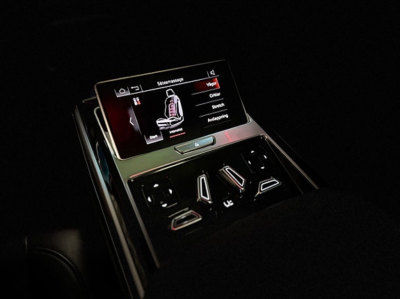 Audi A8 16 of 22