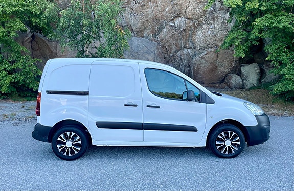 Peugeot Partner 3 of 9