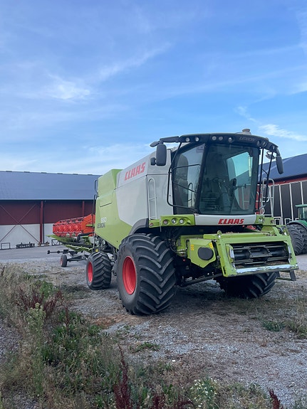 CLAAS Lexion 650 2 of 2