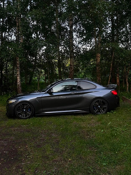 BMW M2 2 of 9