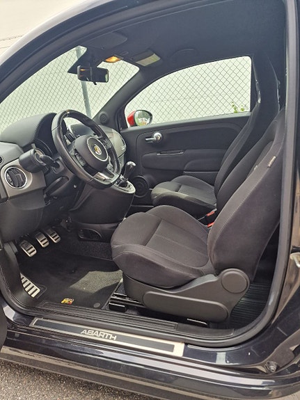 Abarth 595 3 of 6