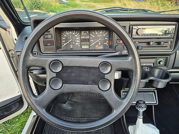 Volkswagen Golf I 21 of 21