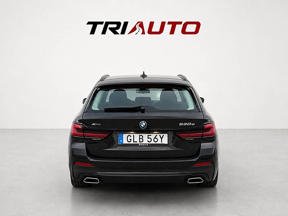 BMW 530e 5 of 11