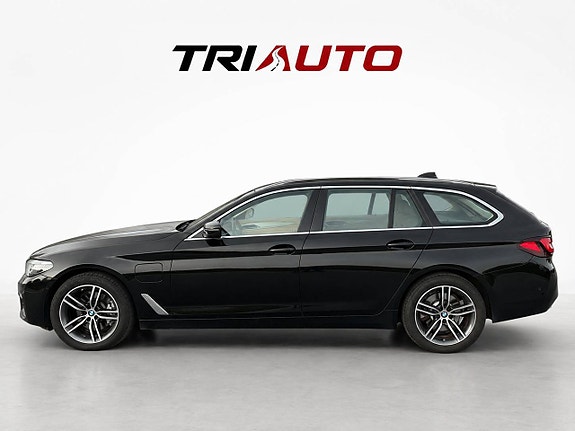 BMW 530e 3 of 11