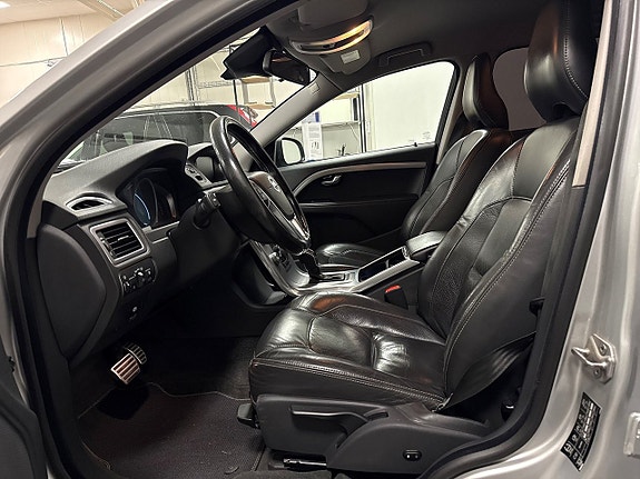 Volvo V70 3 of 20