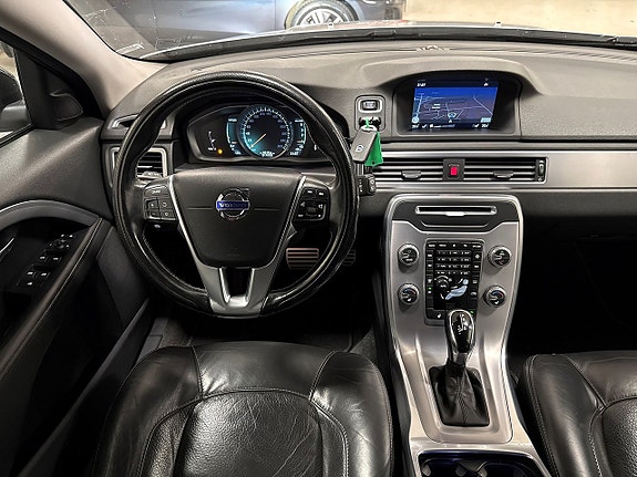 Volvo V70 12 of 20