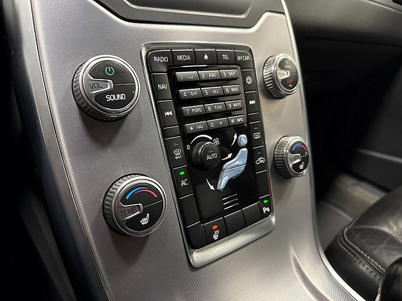 Volvo V70 15 of 20