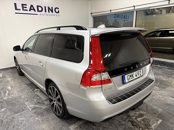 Volvo V70 2 of 20