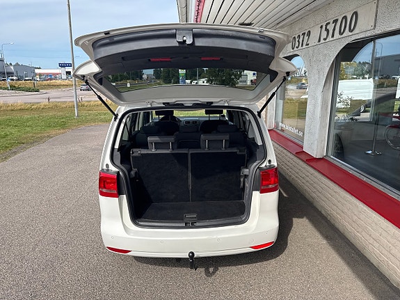 Volkswagen Touran 17 of 17