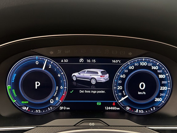 Volkswagen Passat 15 of 30