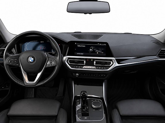 BMW 330e 10 of 13