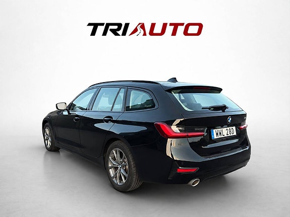 BMW 330e 4 of 13