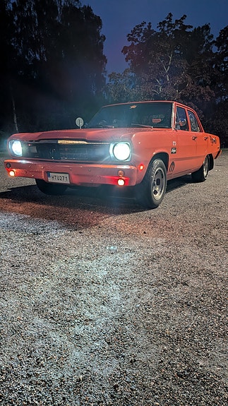 Plymouth Valiant 3 of 11