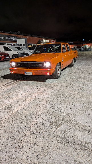 Plymouth Valiant 6 of 11