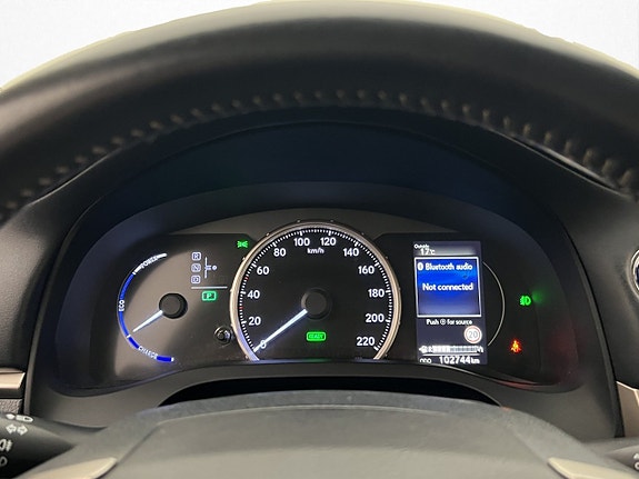 Lexus CT200h 14 of 26