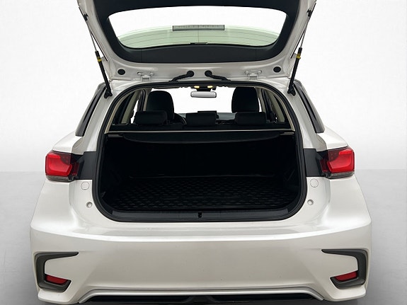Lexus CT200h 26 of 26