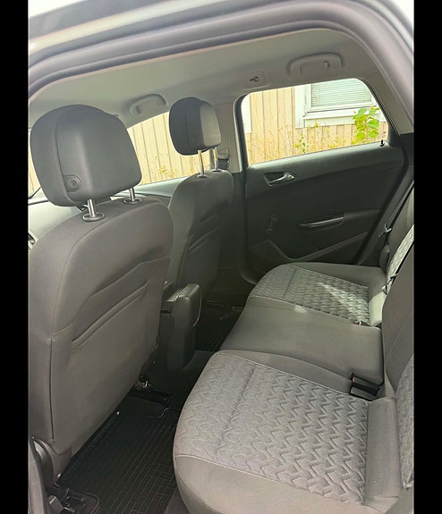 Opel Astra 7 of 8