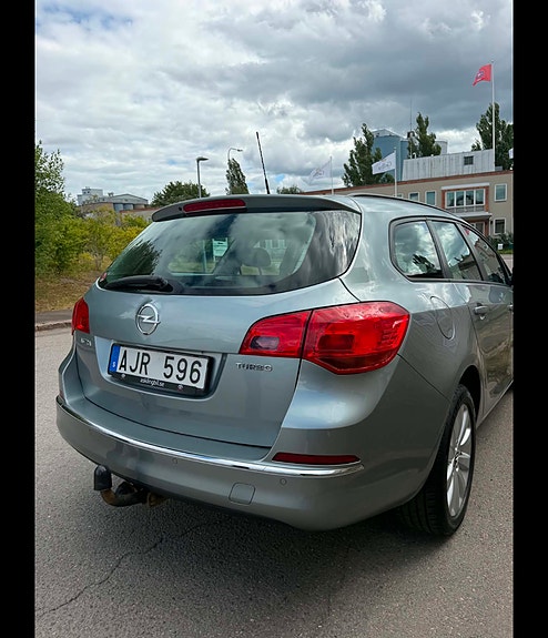 Opel Astra 4 of 8