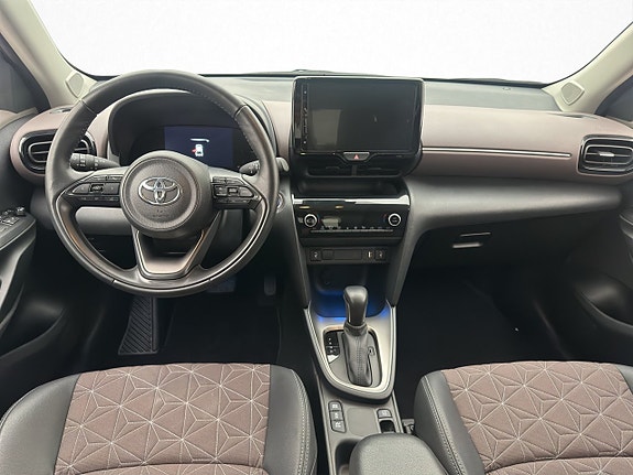 Toyota Yaris Cross 10 of 30