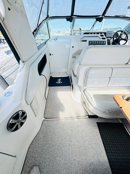 SEA RAY 290 - MOTOR BYTT - BOG PROPP - HÖST PRIS 10 of 16