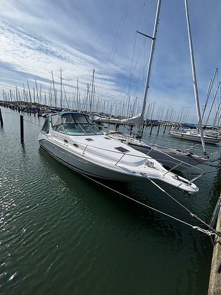SEA RAY 290 - MOTOR BYTT - BOG PROPP - HÖST PRIS 2 of 16