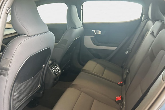 Polestar 2 11 of 30