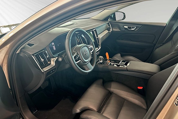 Volvo V60 7 of 29