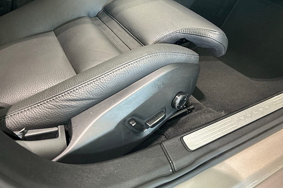 Volvo V60 12 of 29